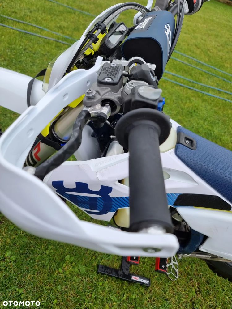Husqvarna FE - 20