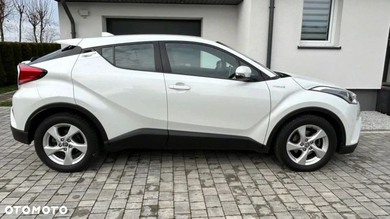 Toyota C-HR - 6