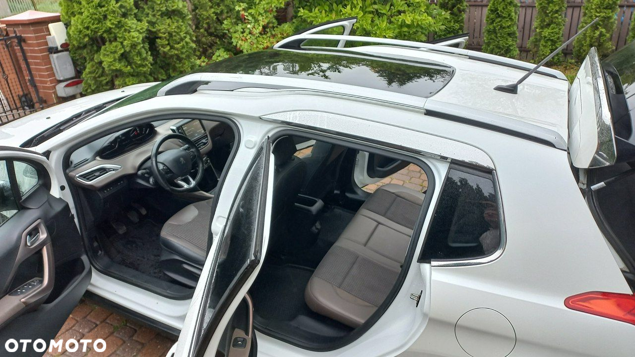 Peugeot 2008 1.6 e-HDi Allure S&S - 5
