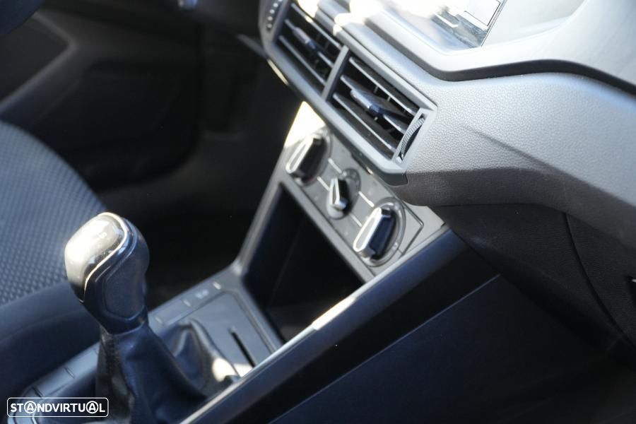 VW Polo 1.0 Confortline - 10