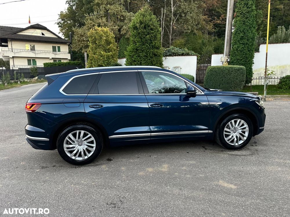 Volkswagen Touareg 3.0 V6 TDI SCR 4Motion Automatik - 36