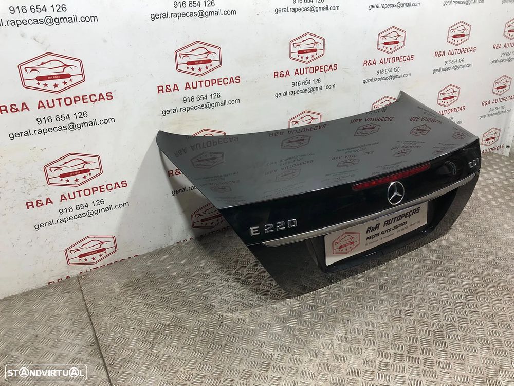 Tampa Porta de Mala Mercedes Benz E-class W211 Original - 4