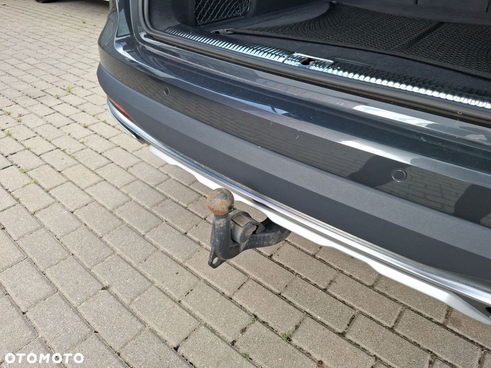 Audi A4 Allroad - 25