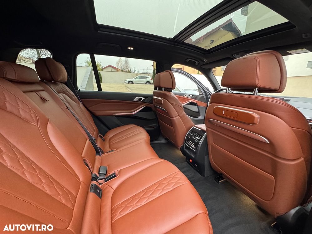 BMW X7 xDrive40d - 23