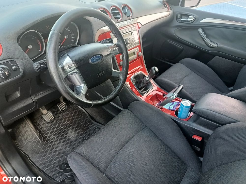 Ford S-Max - 8