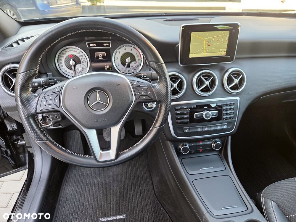 Mercedes-Benz Klasa A 180 7G-DCT Activity Edition - 21