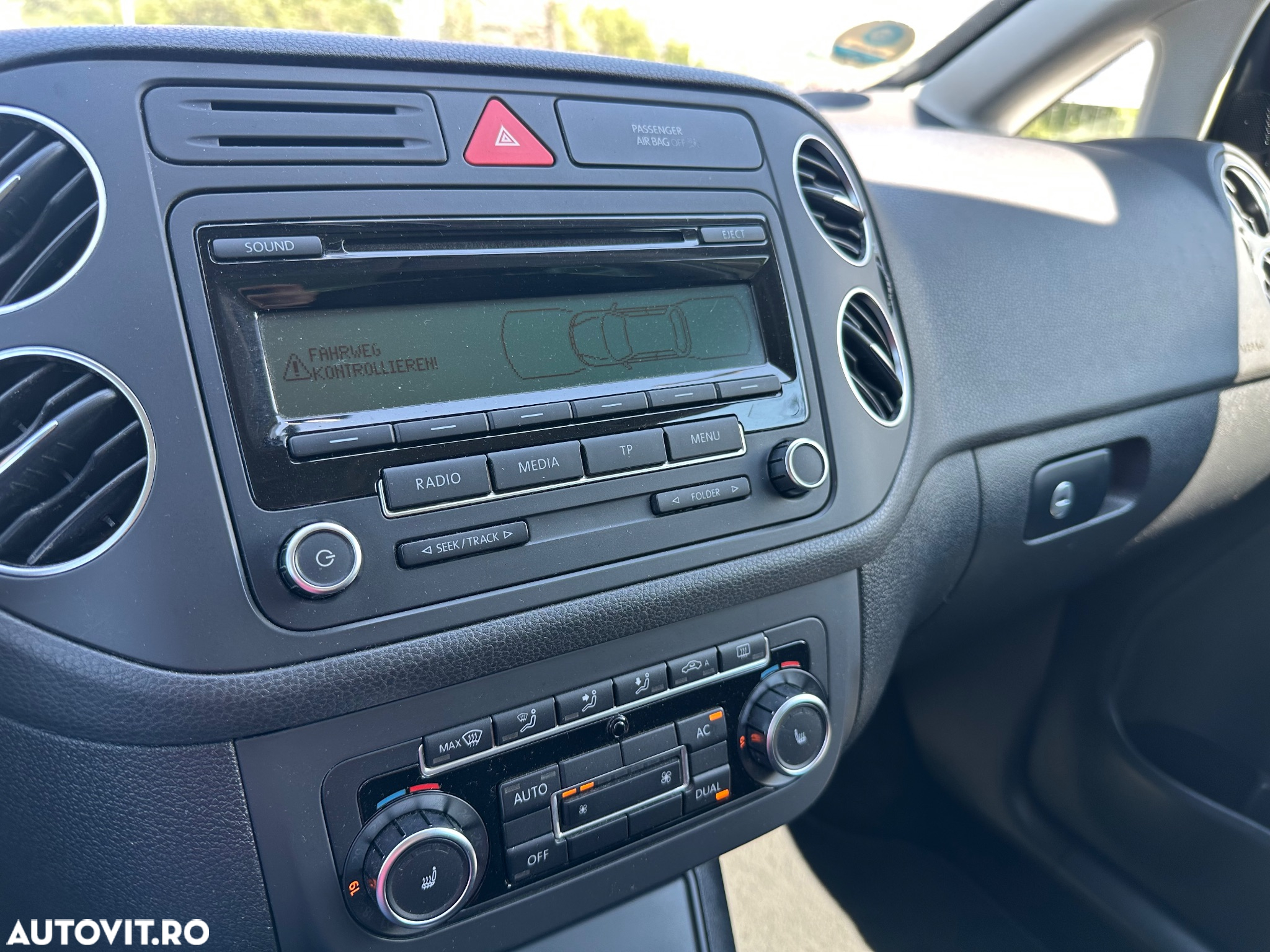 Volkswagen Golf Plus 1.6 TDI DPF Comfortline - 7