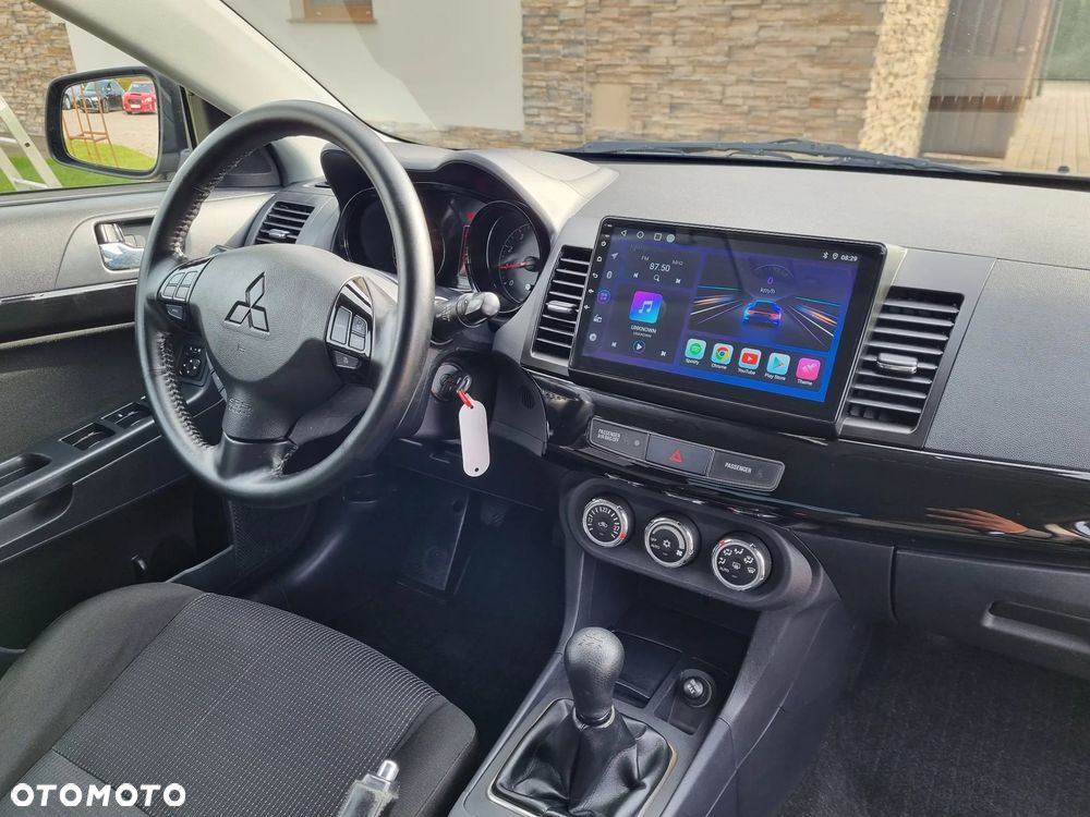 Mitsubishi Lancer - 6
