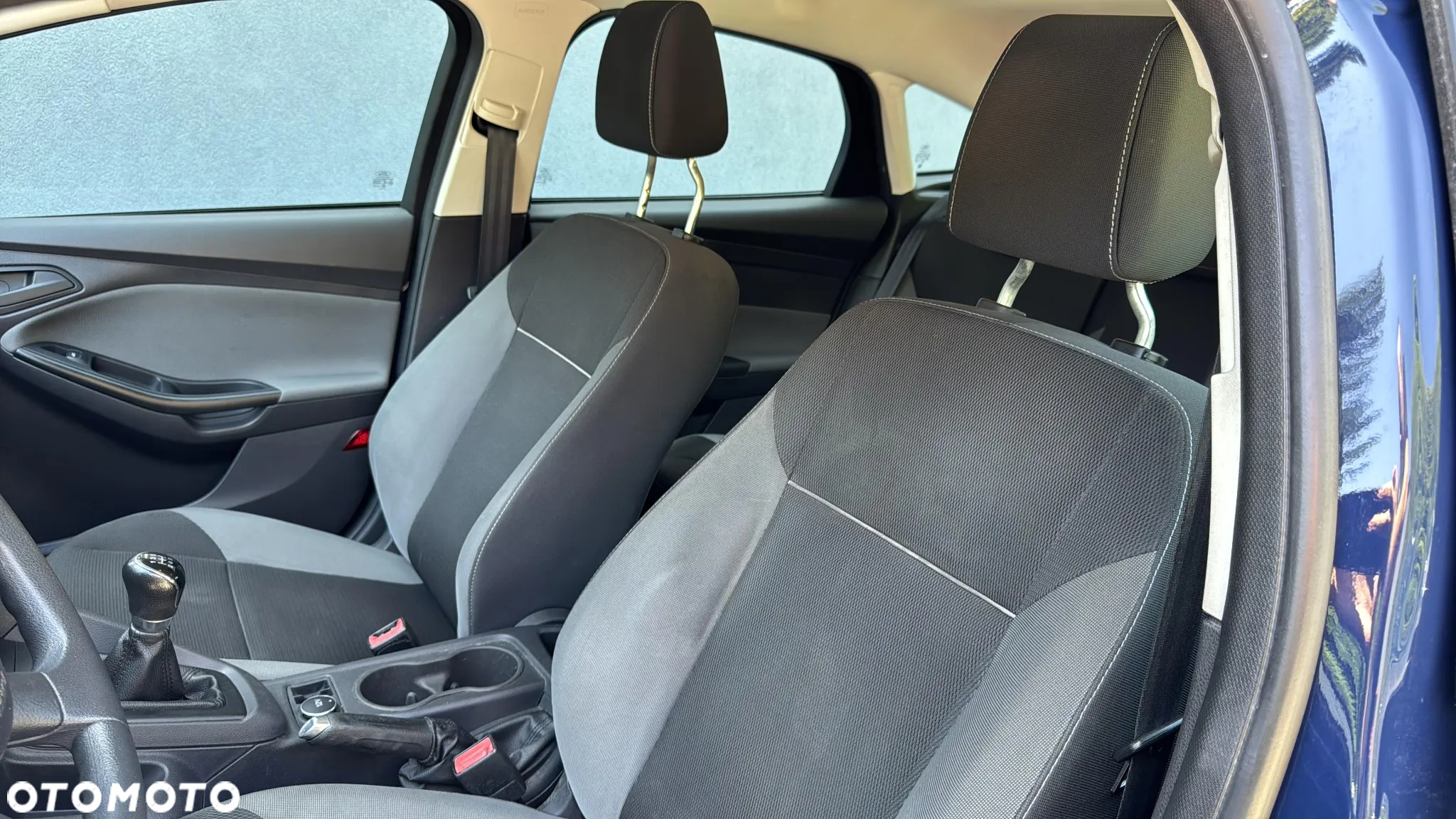 Ford Focus 1.6 Trend - 12