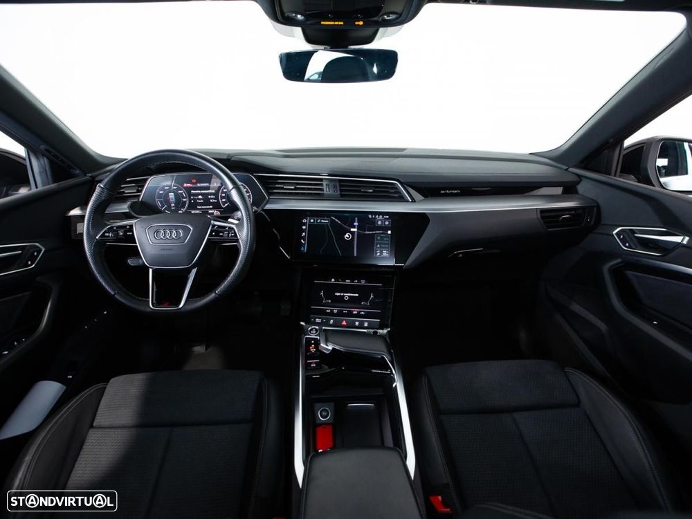 Audi e-tron 55 quattro S line - 6