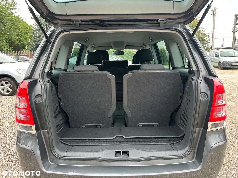 Opel Zafira - 32