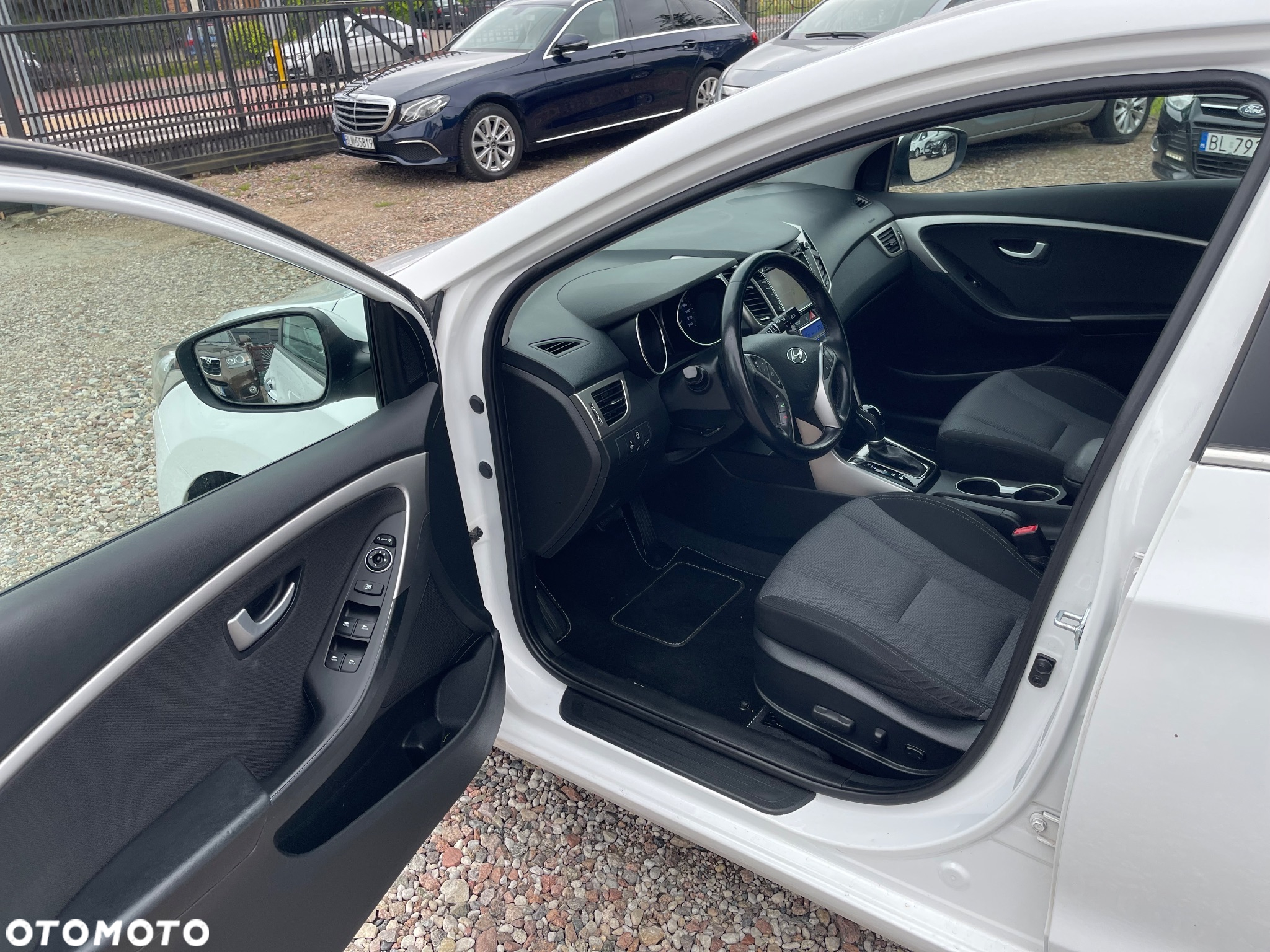 Hyundai i30 1.6 CRDi BlueDrive Premium DCT - 12
