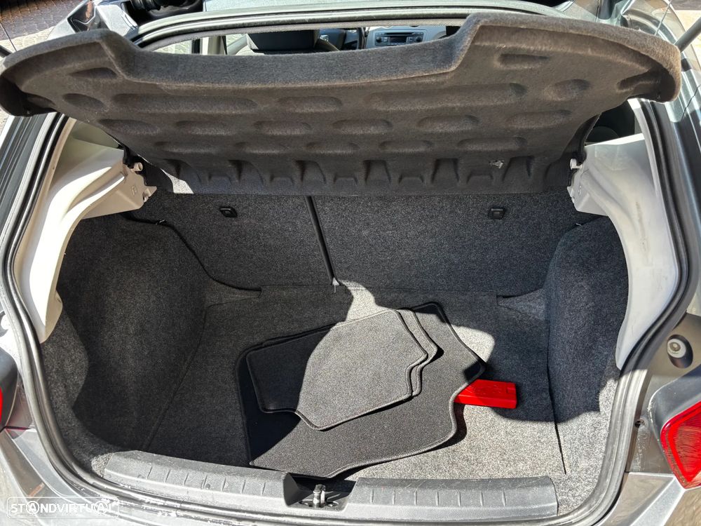 SEAT Ibiza - 4