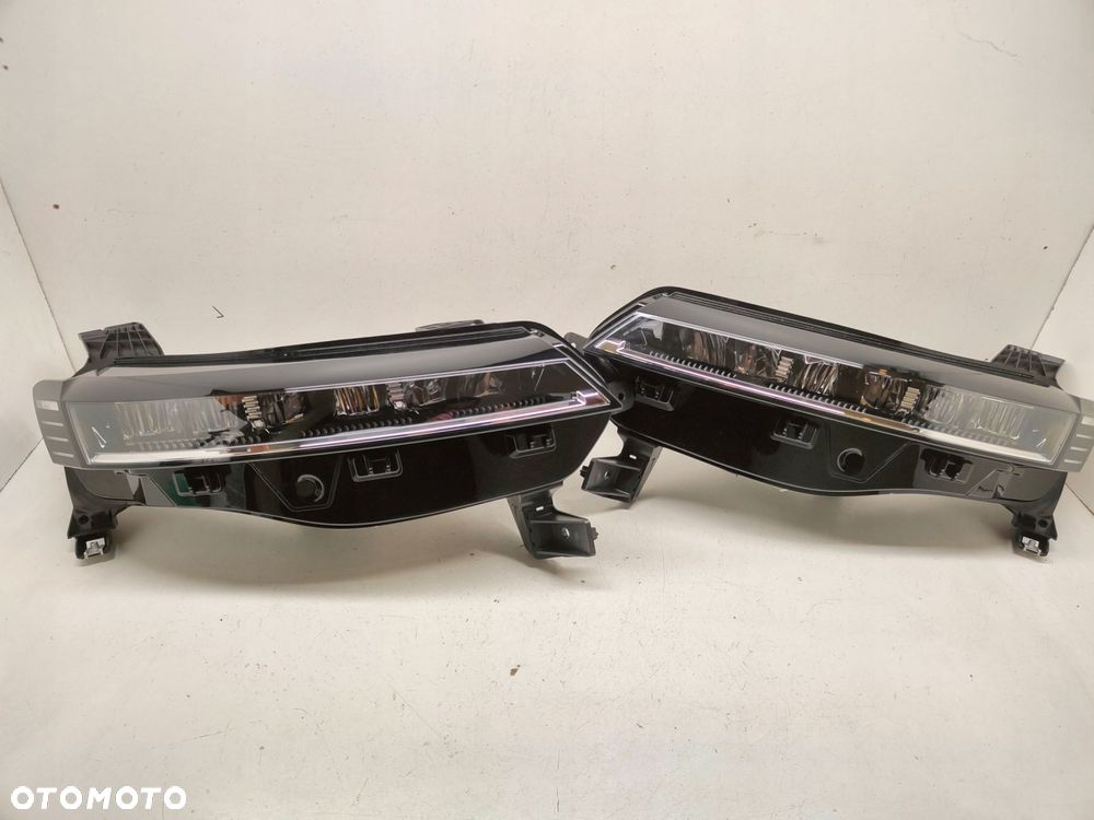 renault megane ev etech komplet lamp przód 260605490r, 260104574r - 1