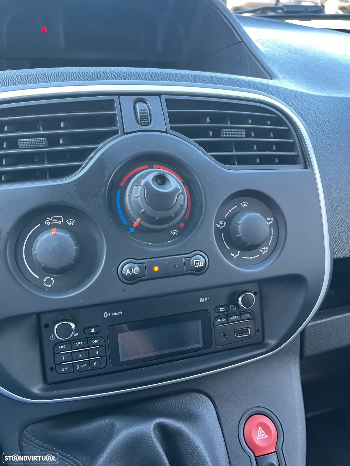Renault Kangoo 3 Lugares - 15
