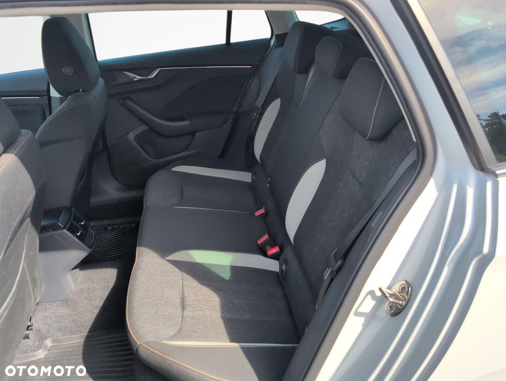 Skoda Scala 1.0 TSI Style DSG - 11