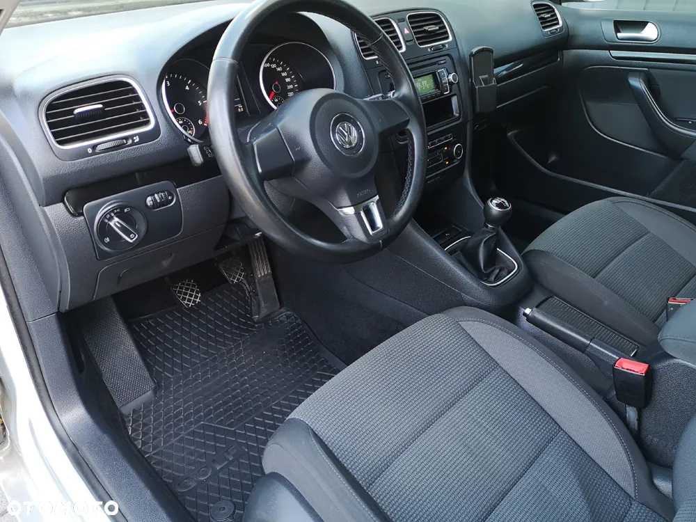 Volkswagen Golf VI 1.6 TDI Comfortline - 12