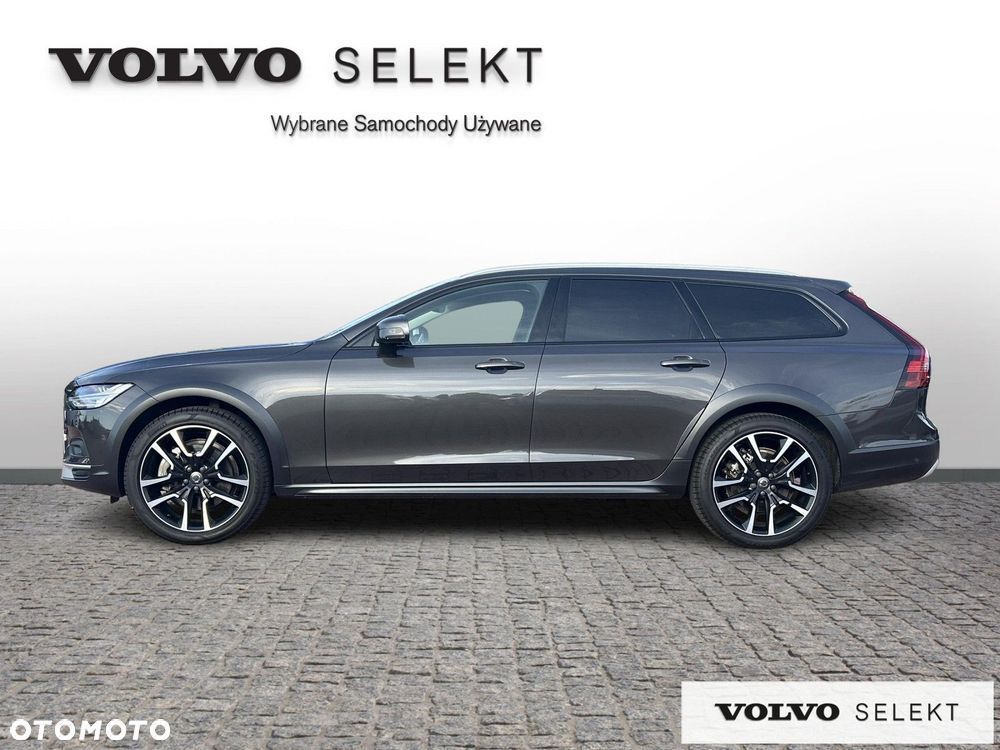Volvo V90 Cross Country - 3