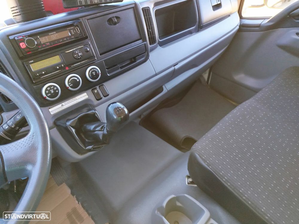 Mitsubishi Canter Fuso 7C15 - 12