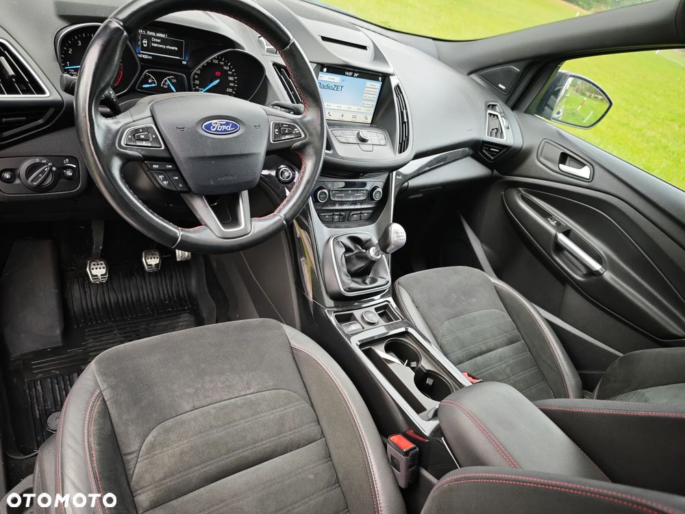 Ford Kuga 1.5 EcoBoost FWD ST-Line ASS - 17