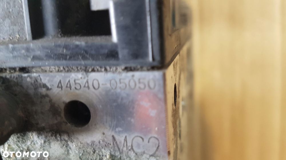 toyota avensis t25 03-08 pompa abs 44540-05050 - 2