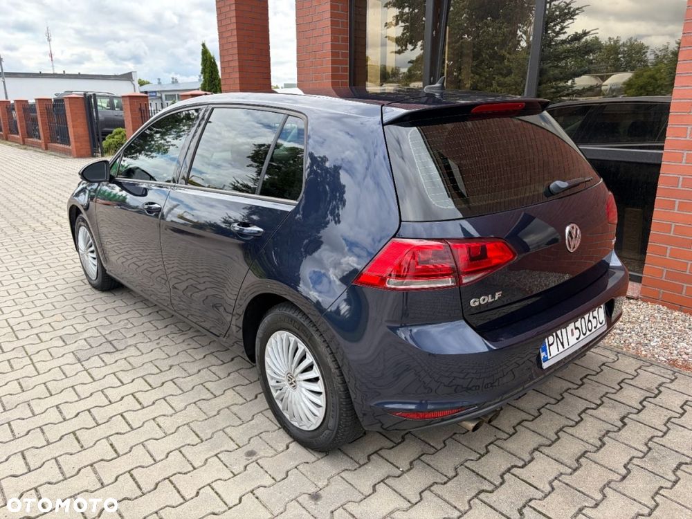 Volkswagen Golf - 4