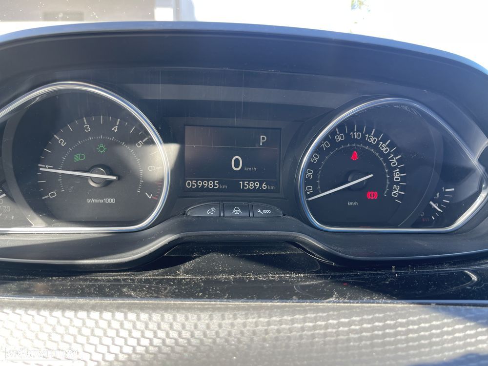 Peugeot 2008 PureTech 110 Stop&Start EAT6 Crossway - 15