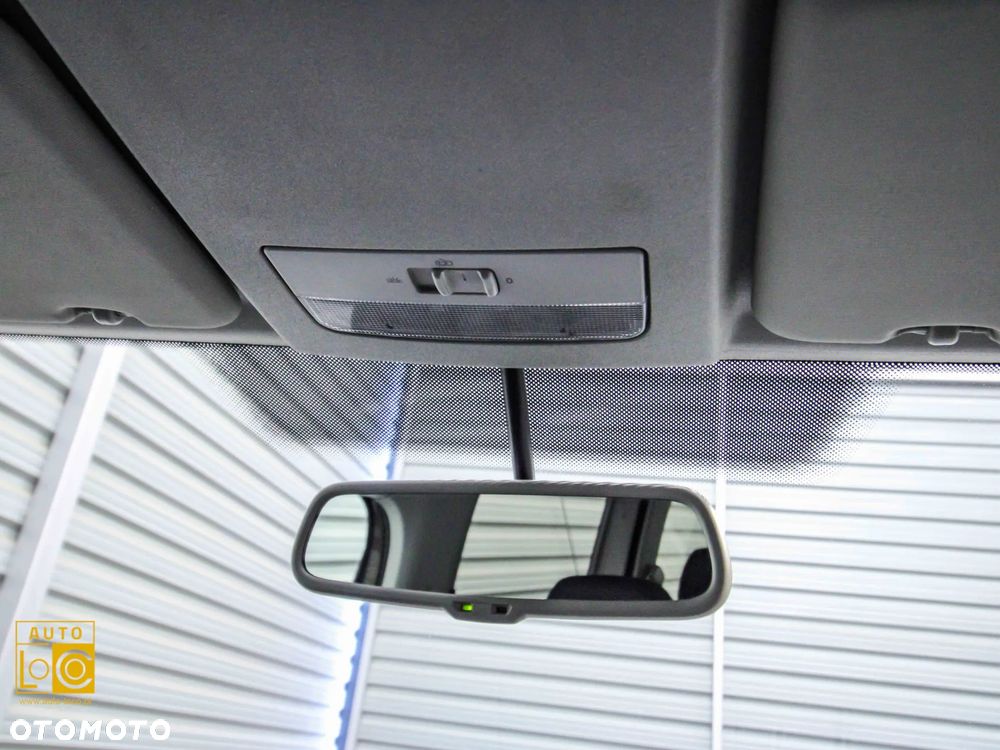 Volkswagen Caddy Comfortline - 28