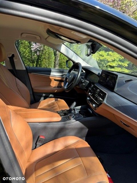 BMW Seria 5 530d xDrive mHEV Luxury Line - 3