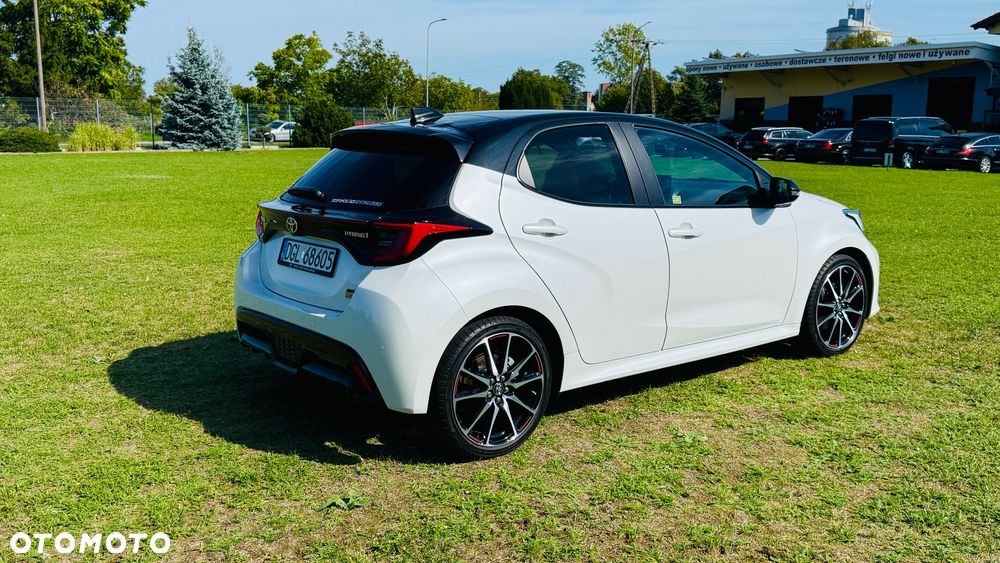 Toyota Yaris - 15