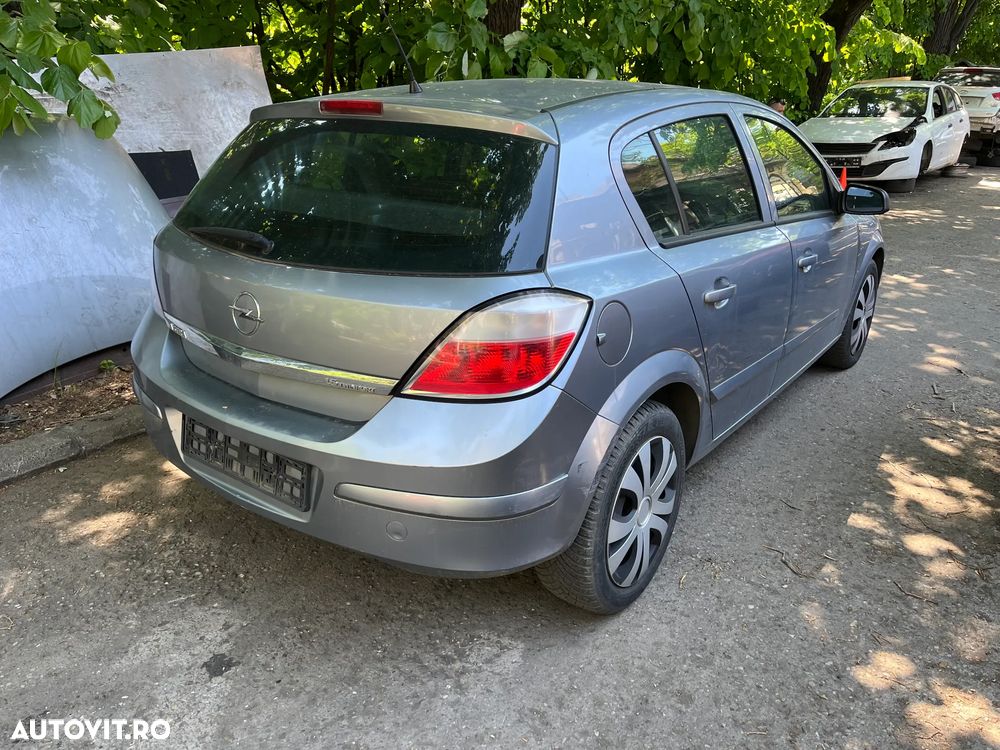 Dezmembrez Opel Astra H hatchback 2006 gri Z163 1,6 benzina Z16XEP TWINPORT cutie automata - 11