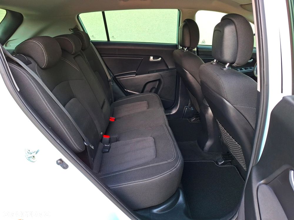 Kia Sportage 1.6 GDI Business Line L 2WD - 25