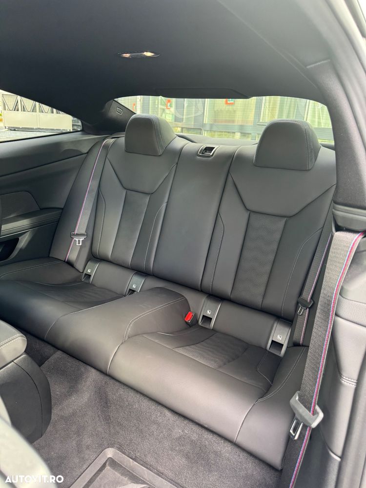 BMW M4 Competition M xDrive AT - 17