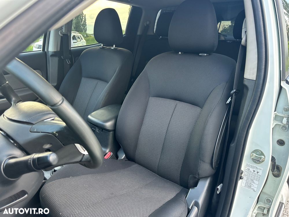 Mitsubishi L200 - 18