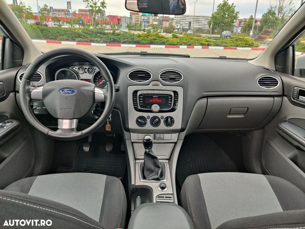 Ford Focus 1.6 TDCi Ambiente - 9