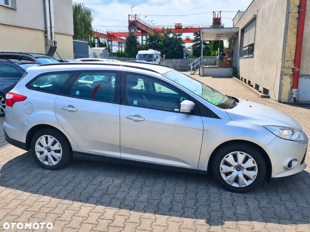 Ford Focus 1.6 TDCi Ambiente - 3