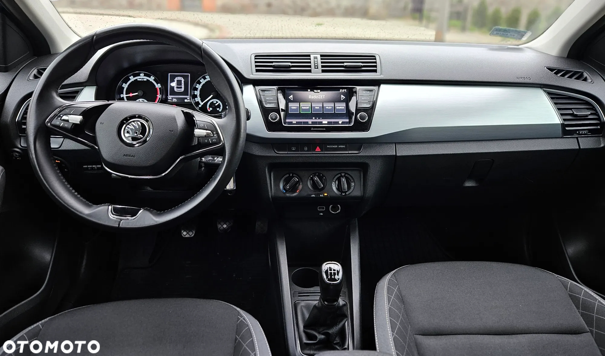 Skoda Fabia 1.0 Ambition Plus - 10