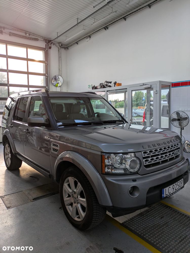 Land Rover Discovery SD V6 HSE - 13