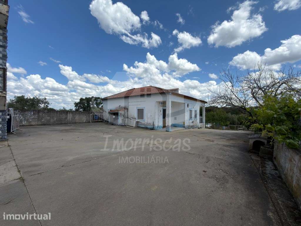 Quinta com moradia e queijaria - Póvoa e Meadas - Castelo de Vide - Grande imagem: 4/41