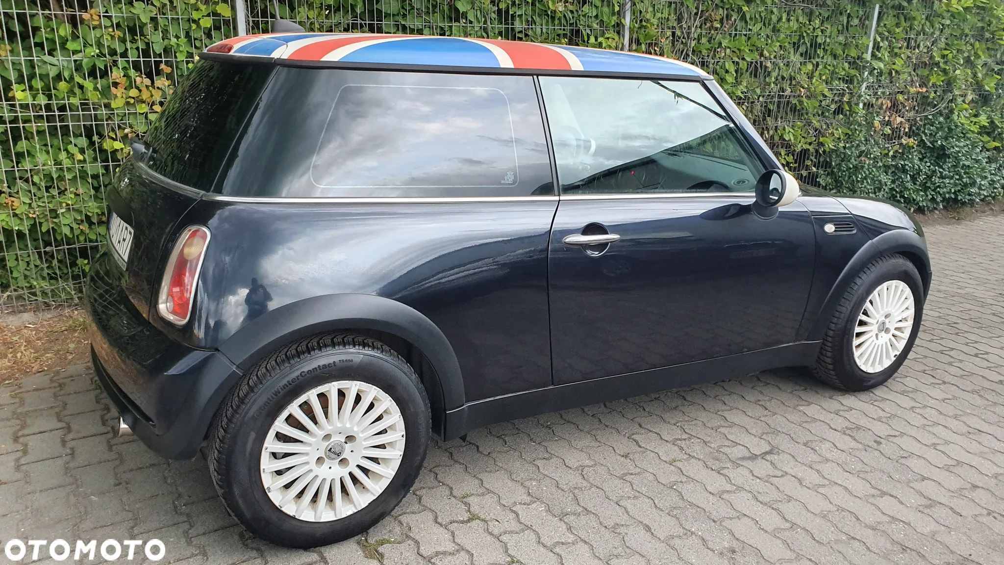 MINI ONE Standard - 5