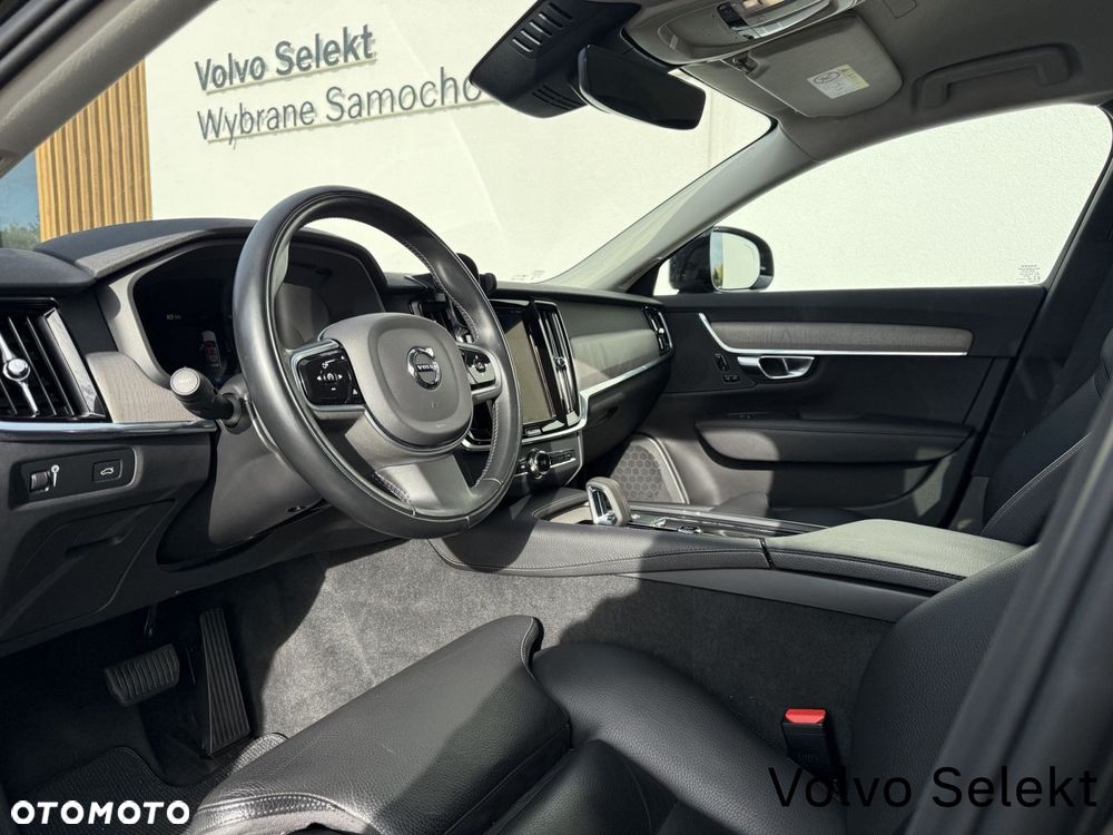 Volvo V90 Cross Country - 17
