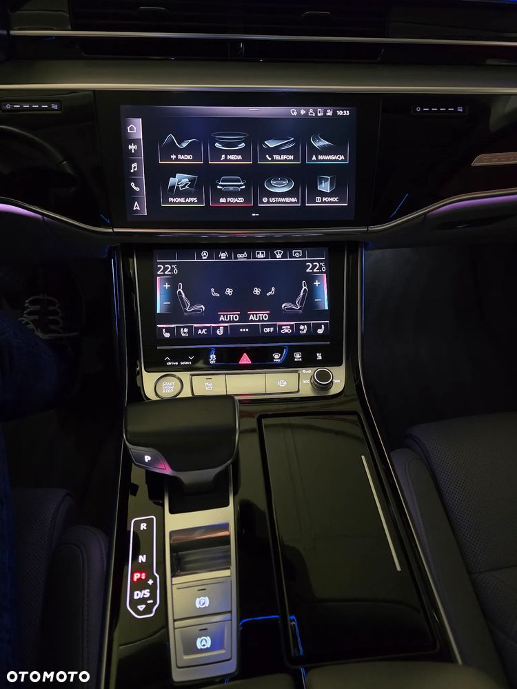 Audi A8 - 25
