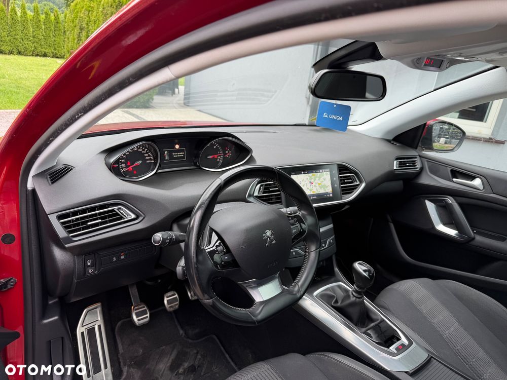 Peugeot 308 BlueHDi 130 Stop & Start Allure Pack - 10