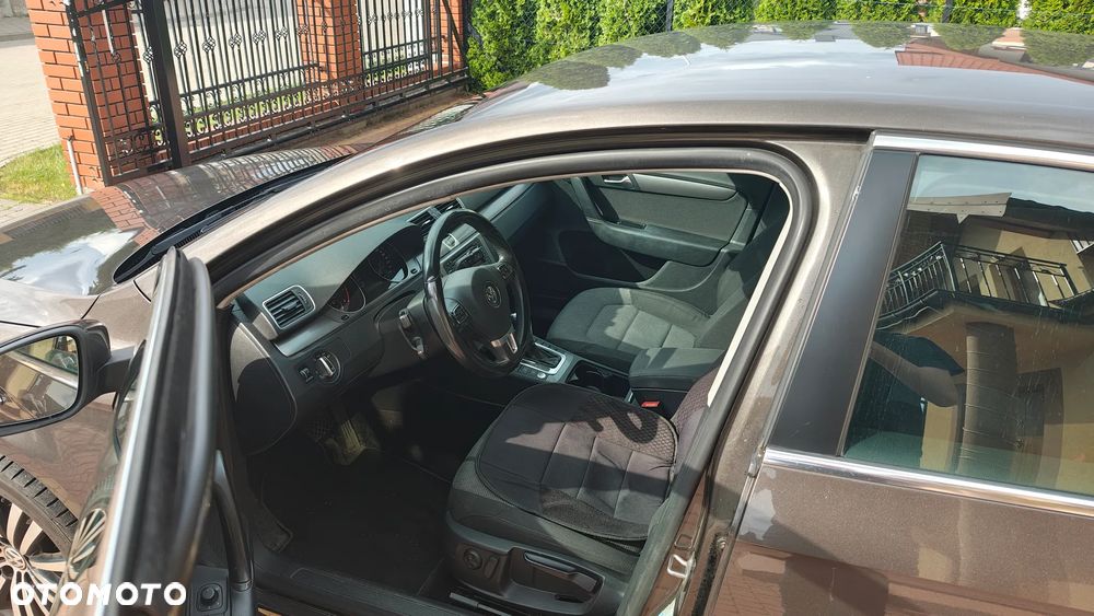 Volkswagen Passat 1.8 TSI Comfortline DSG - 7