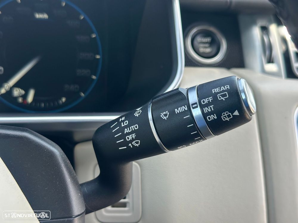 Land Rover Range Rover 4.4 SDV8 Vogue - 30