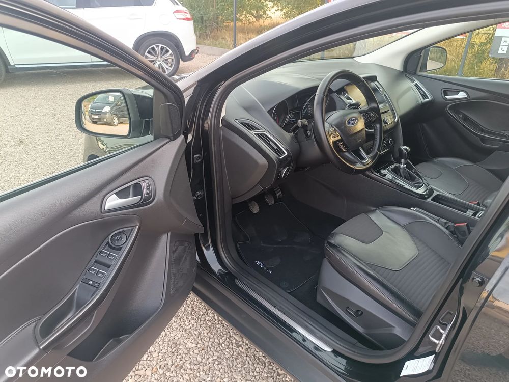Ford Focus 1.6 TDCi DPF Start-Stopp-System Titanium - 25