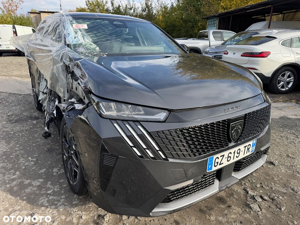 Peugeot 3008 1.2 PureTech mHEV Allure Pack S&S e-DCS6 - 22