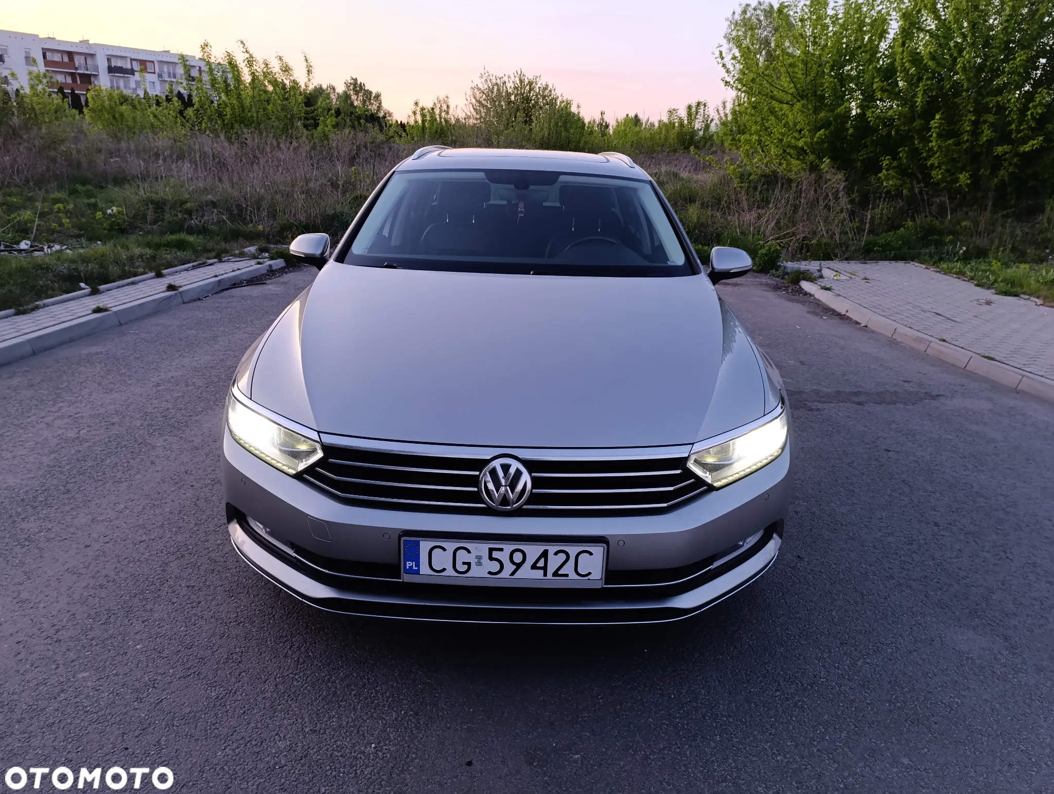 Volkswagen Passat 2.0 TDI BMT Highline - 22