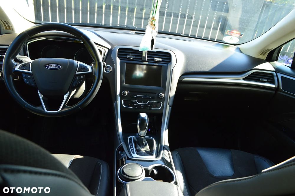 Ford Mondeo 2.0 TDCi Bi-Turbo PowerShift-Aut Titanium - 23