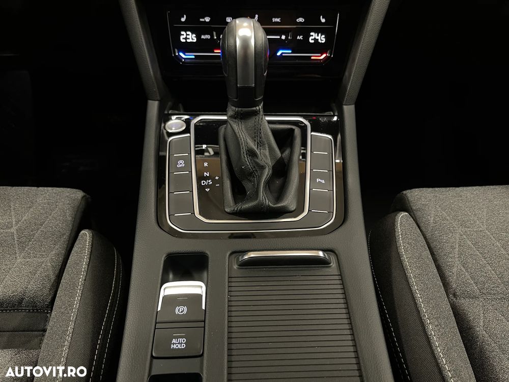 Volkswagen Passat 1.5 TSI ACT OPF DSG Comfortline - 22